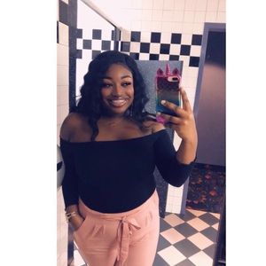 Meet your Posher, Maya